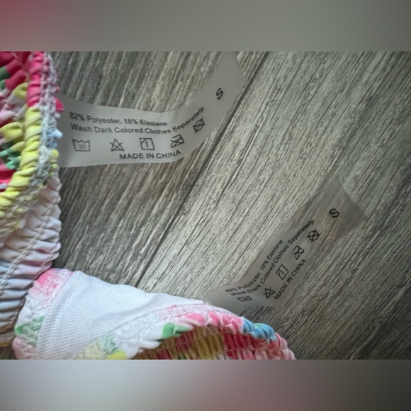 Unbranded multicolored floral smocked string bikini top and bottom. Size S - Picture 10 of 10